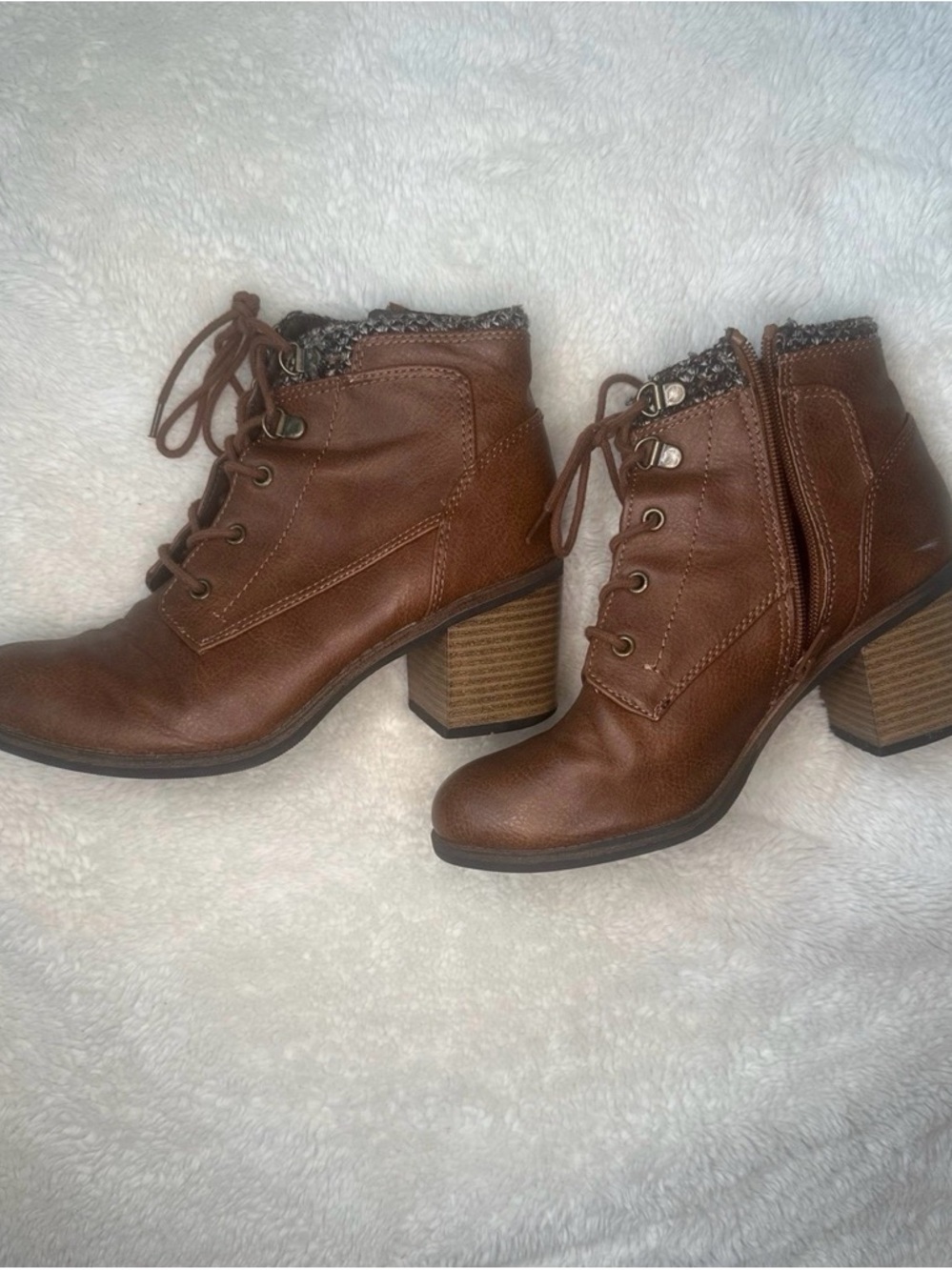 Women's Brown Lace-Up Block Heel Ankle Boots